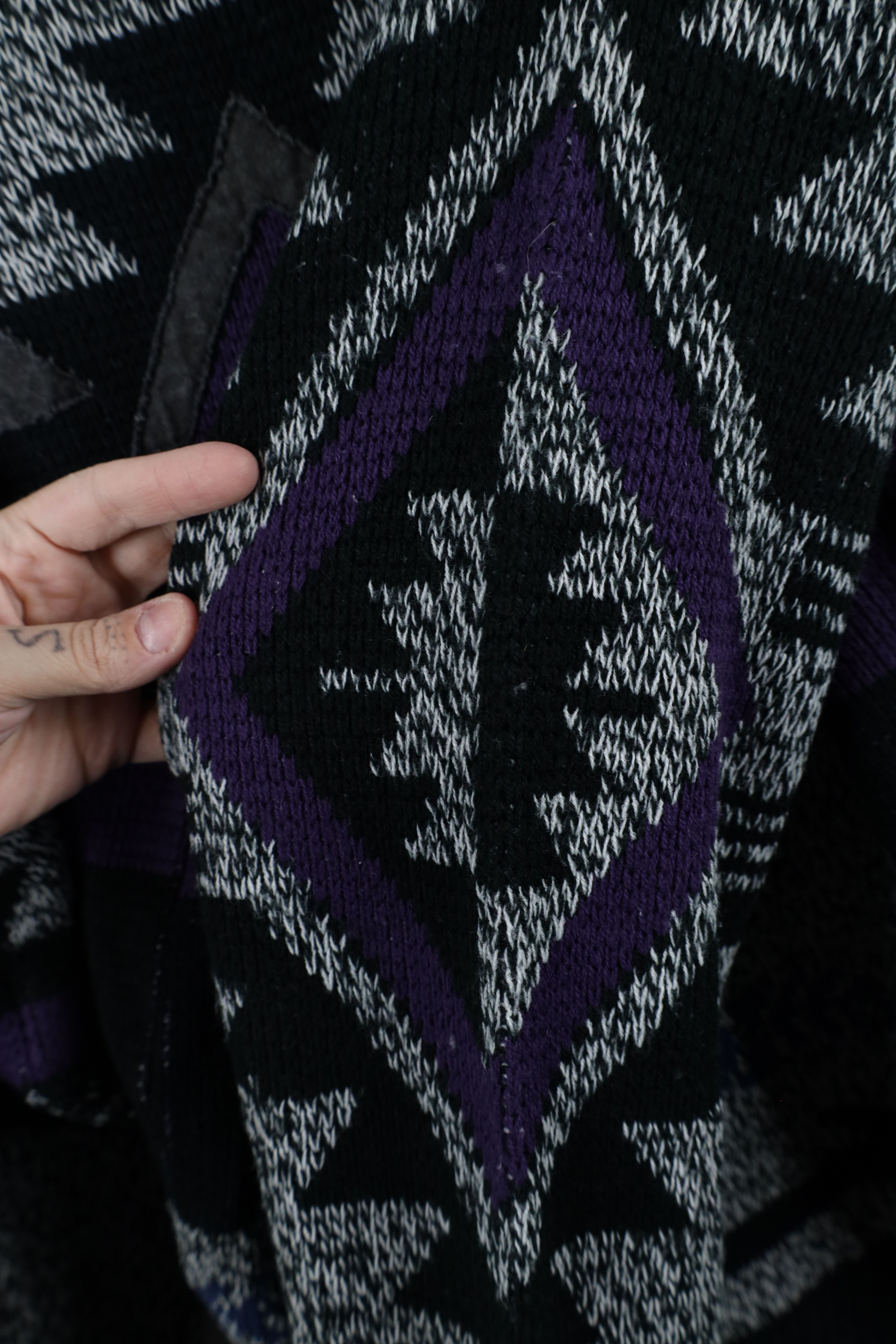 Vintage Vintage 90s Coogi Style Fiesta Southwestern Knit Sweater Size US XL / EU 56 / 4 - 8 Thumbnail