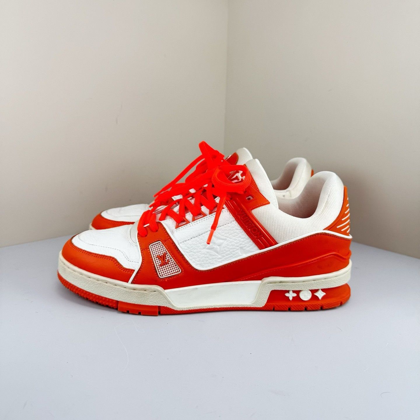 Louis Vuitton Louis Vuitton White Orange Trainer Sneakers Size US 8 / EU 41 - 1 Thumbnail