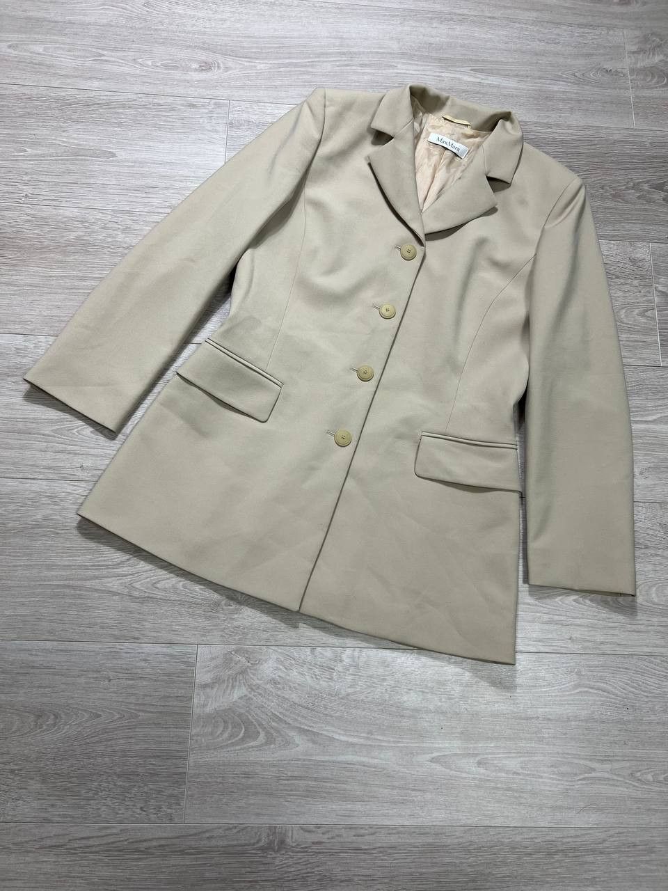 【関税&送料込】Max Mara Cappuccino Linen Blend Targa Blazer Max Mara Cappuccino Linen Blend Targa Blazer | Grailed