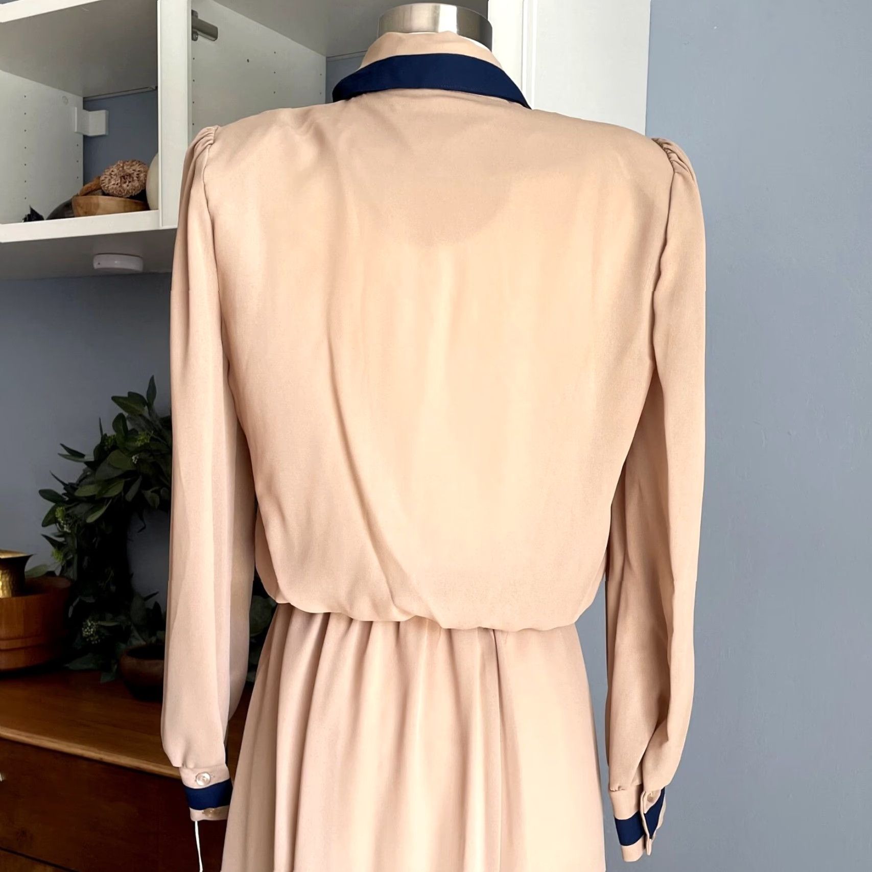 Vintage VINTAGE Bobby's Girl Chiffon Midi Dress Office Wear/Work Beige S/M 70s Secretary/Geek Size S / US 4 / IT 40 - 6 Thumbnail