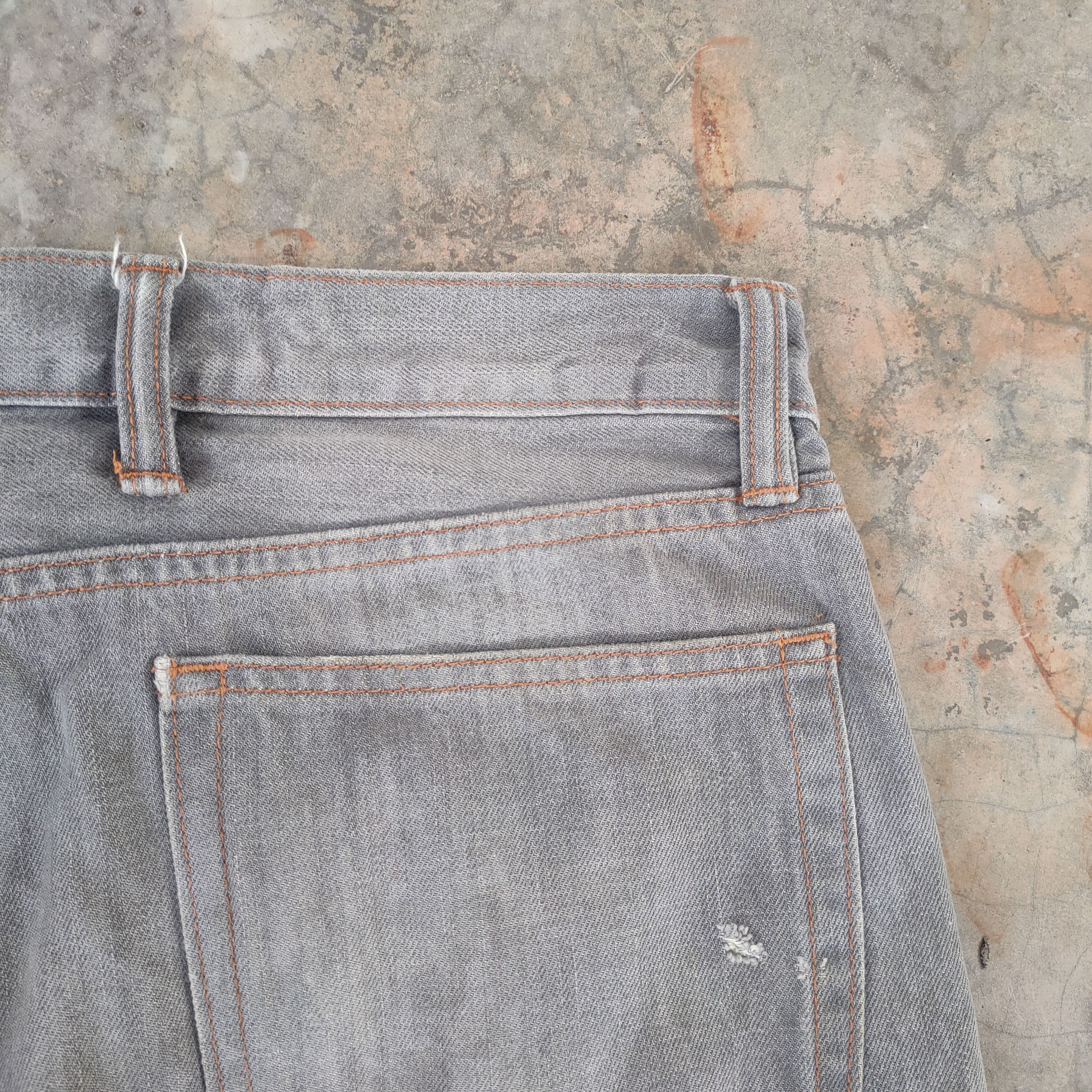 Japanese Brand × Vintage W39 VINTAGE JAPANESE FADED DISTRESSED JEAN PANTS Size US 39 - 10 Thumbnail
