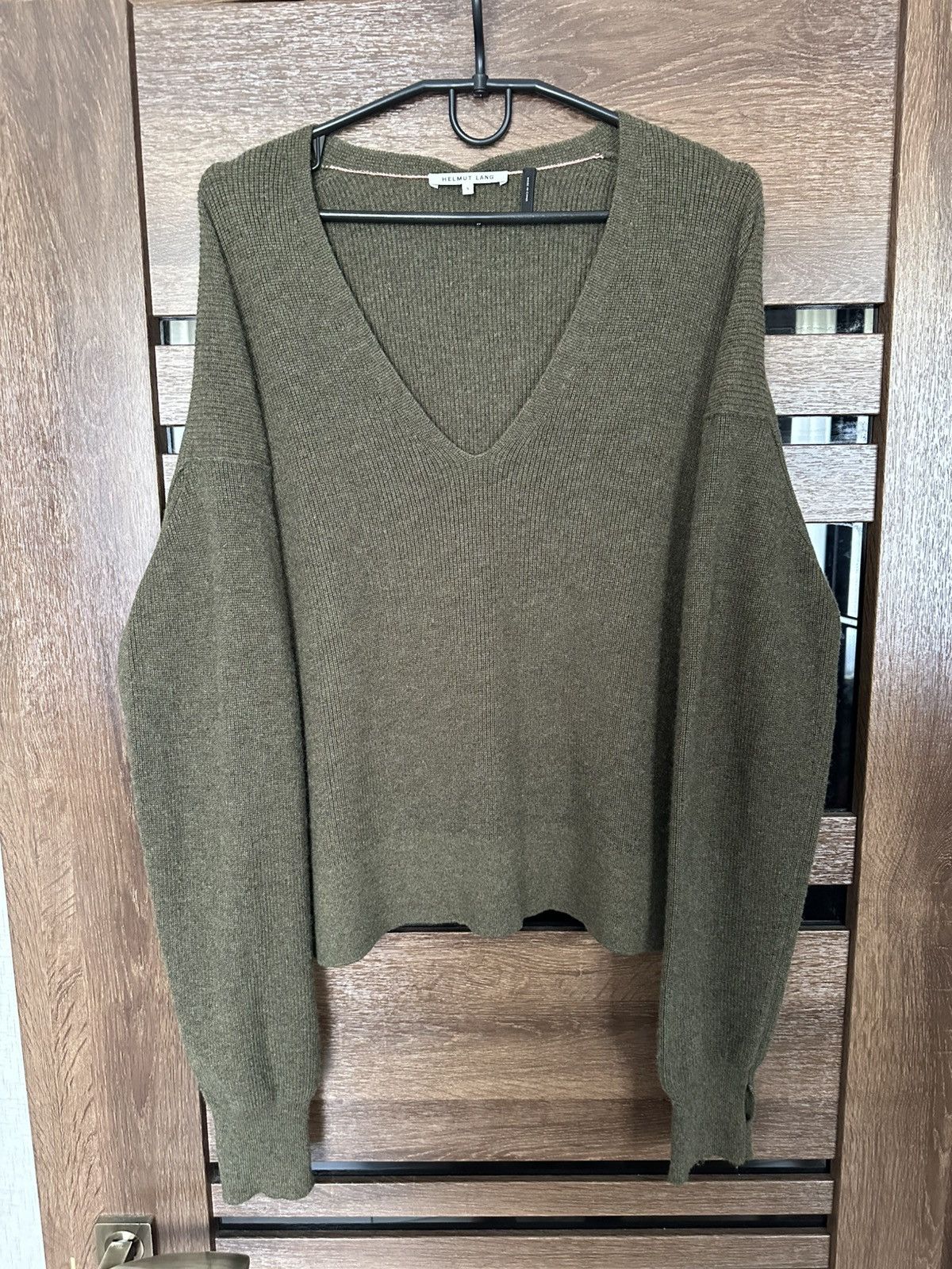 Helmut Lang Helmut Lang Cashmere V-Neck Knit Sweater Pullover Size US S / EU 44-46 / 1 - 1 Thumbnail