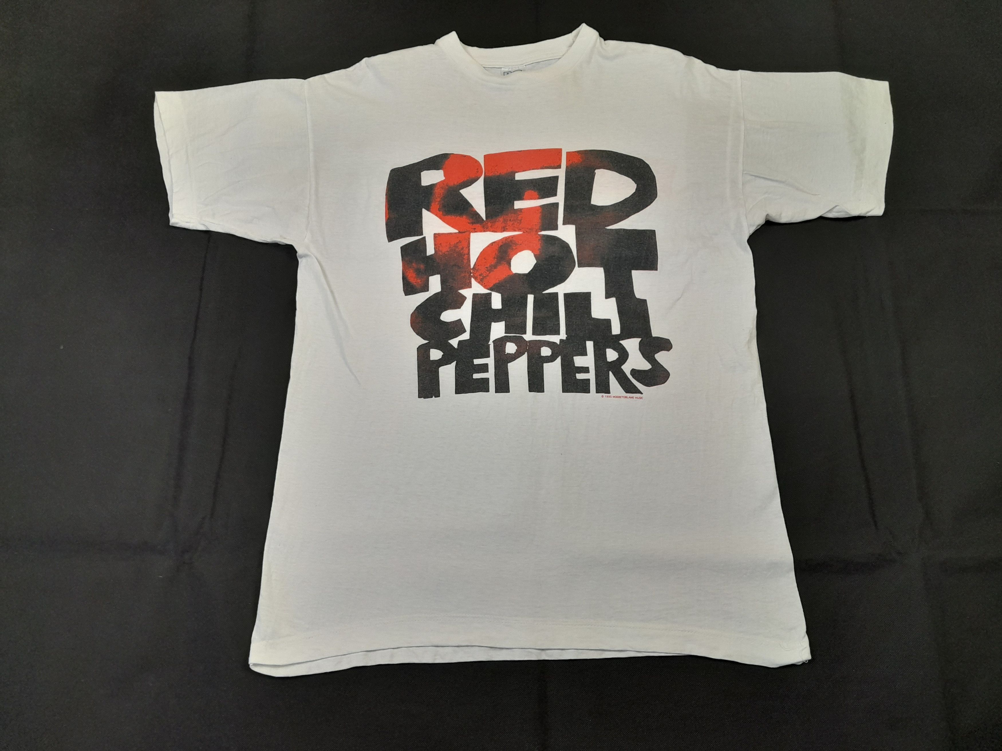 image of Vintage 1995 Red Hot Chili Peppers Tour T-Shirt in White, Men's (Size Large)