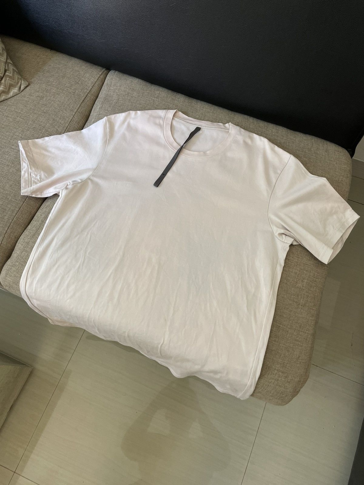 Japanese Brand Attachment Kazuyuki Kumagai Dirty White Tshirt Size US L / EU 52-54 / 3 - 4 Thumbnail