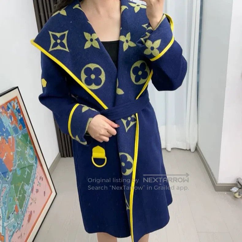 Louis Vuitton Louis Vuitton coat Size XXS / US 00 / IT 34 - 1 Thumbnail