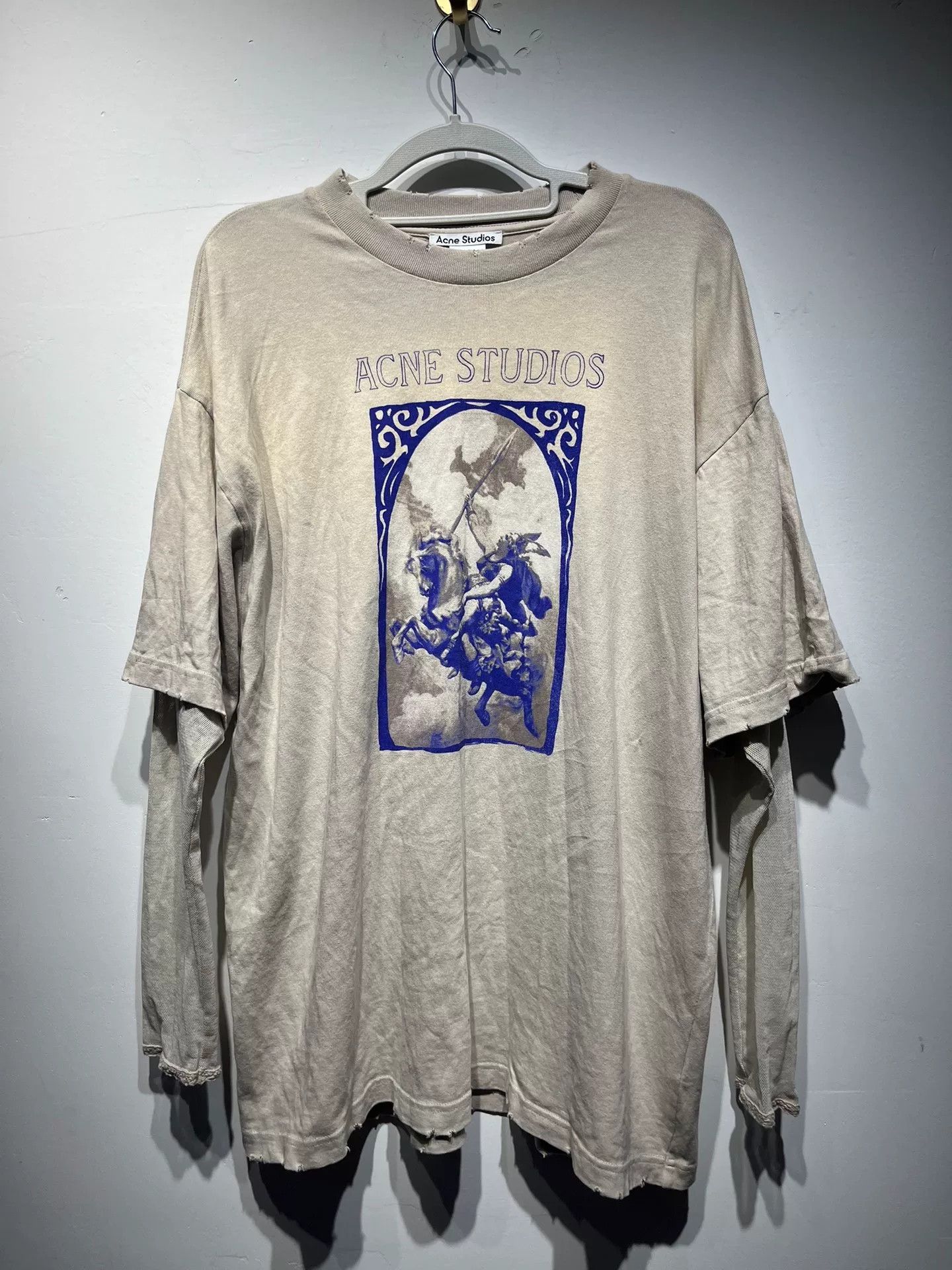 Acne Studios Acne Studios Printed Graphic Beige T-Shirt XS Women Size XS / US 0-2 / IT 36-38 - 1 Thumbnail