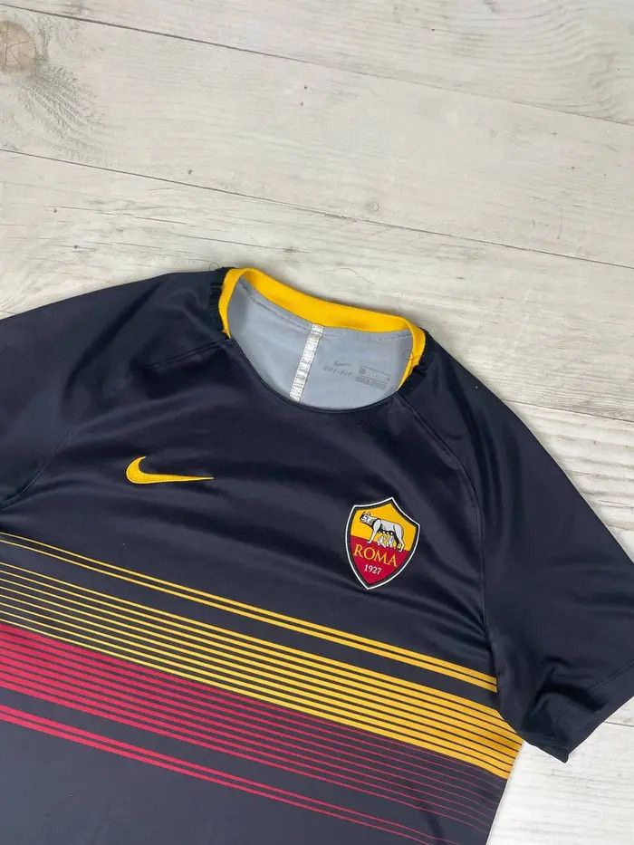 Nike Nike AS Roma 2018 2019 Pre Match Shirt Soccer Jersey Size US L / EU 52-54 / 3 - 2 Thumbnail