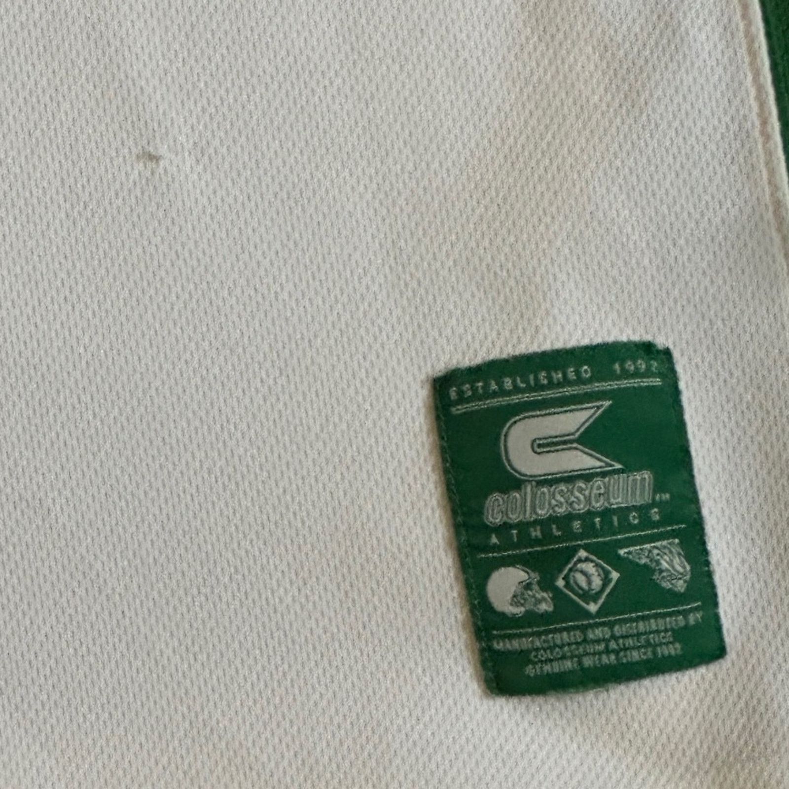 Colosseum Athletics Colosseum Fighting Sioux Green White Jersey Top Size L Size US L / EU 52-54 / 3 - 2 Thumbnail