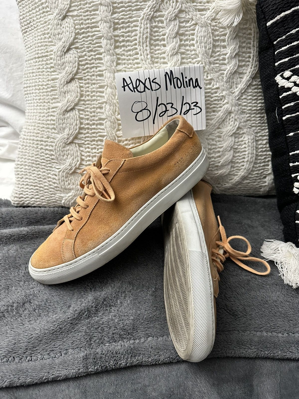 Common Projects × Designer Common Projects Achilles Low Suede Size US 8 / EU 41 - 1 Thumbnail