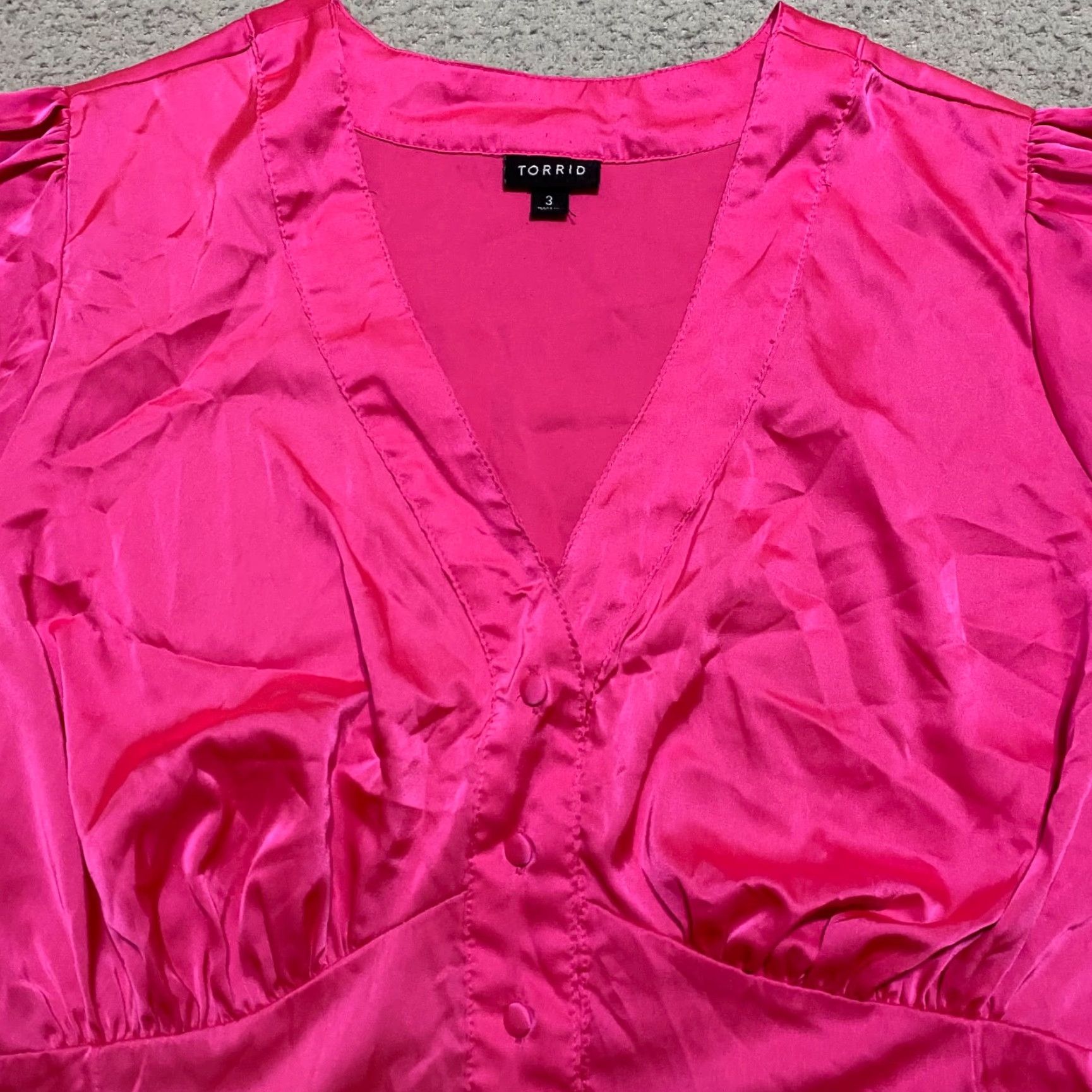 Torrid Torrid Pink Satin Button-Up Top 3X Plus V-Neck Long Sleeve Empire Waist Womens Shirt New Listing Size XXL / US 16-18 / IT 52-54 - 6 Thumbnail