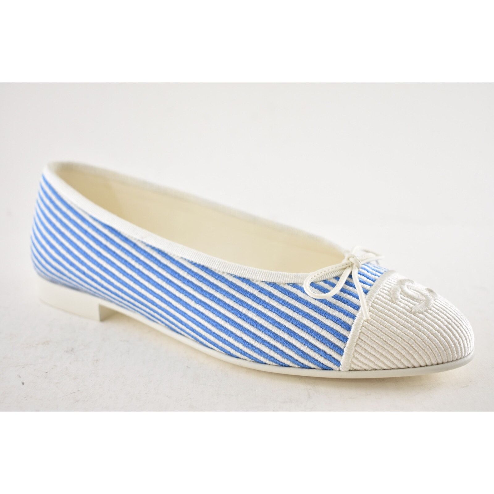 Chanel Chanel 24S Blue White Pinstripe Stripe CC Logo Bow Ballet Size US 7.5 / IT 37.5 - 4 Thumbnail