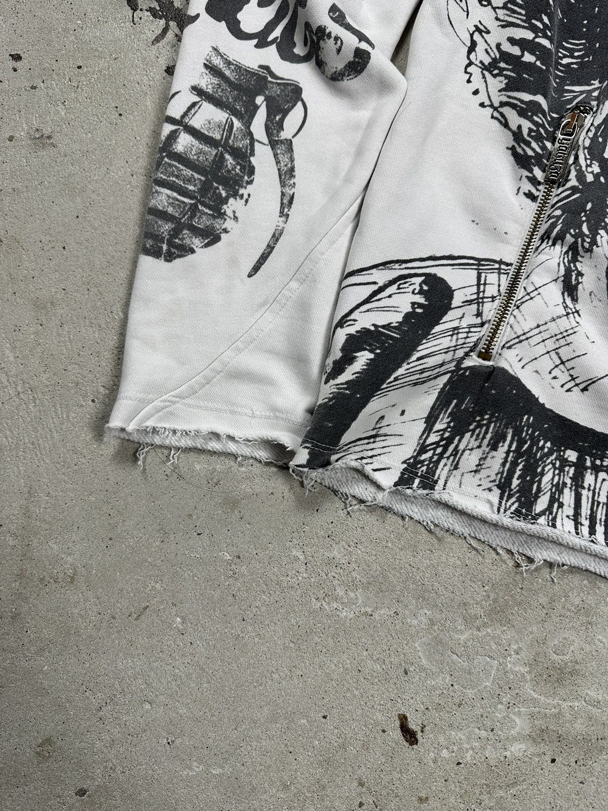 Japanese Brand × Vintage Vintage Y2K Yakuza Mafia Screaming Man Hoodie Archive Size US M / EU 48-50 / 2 - 5 Thumbnail