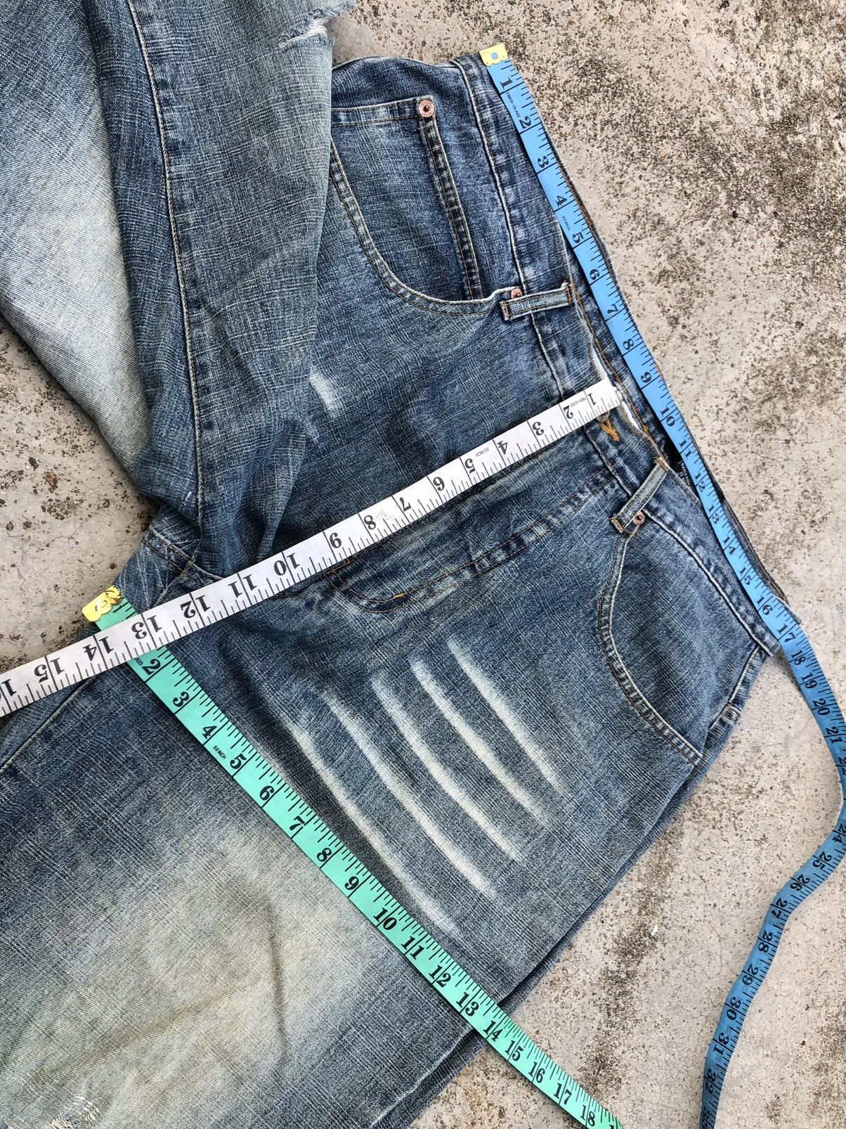 Other BAGGY 10TH ANNIVERSARY THE INDOOR DISTRESSED DENIM Size US 34 / EU 50 - 11 Thumbnail