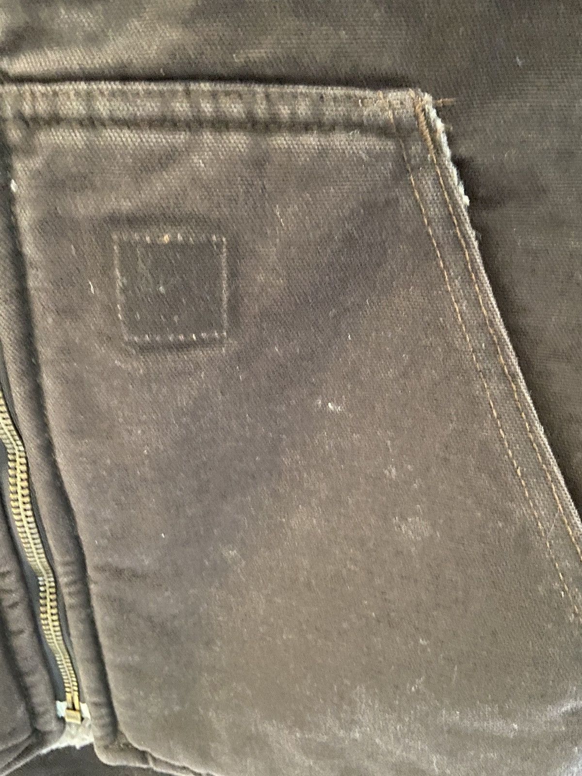 Carhartt Carhartt Vest “patch removed” mens large Size US L / EU 52-54 / 3 - 2 Thumbnail
