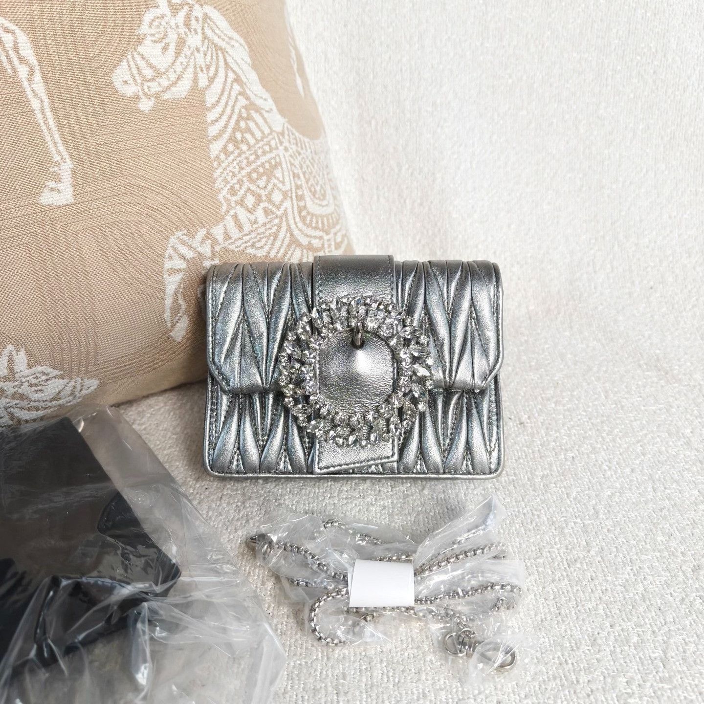 Miu Miu Pre-loved Bag Very good condition Size ONE SIZE - 1 Thumbnail