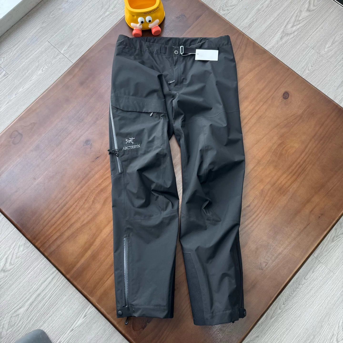 Arc'teryx Arc'teryx Beta AR Black L Like New Size US 34 / EU 50 - 1 Thumbnail