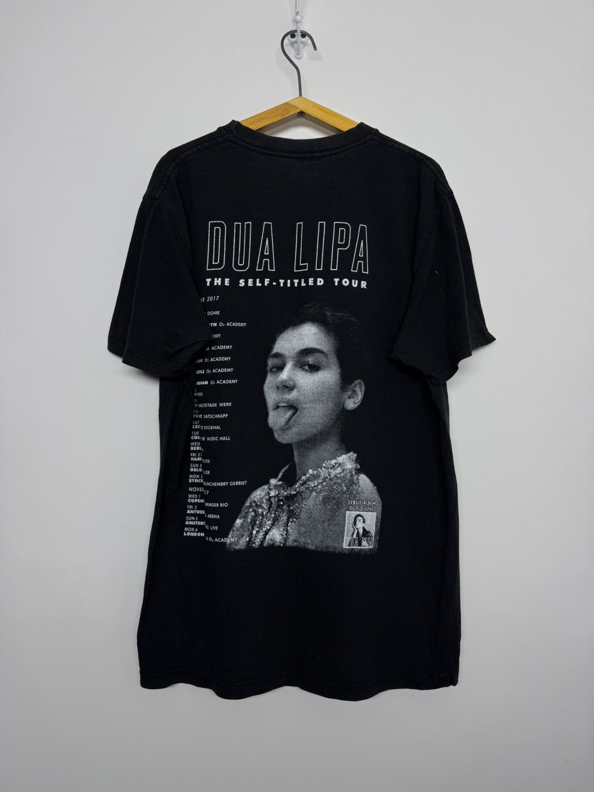 Vintage Dua Lipa Black T Shirt Ladies Size US XL / EU 56 / 4 - 3 Thumbnail