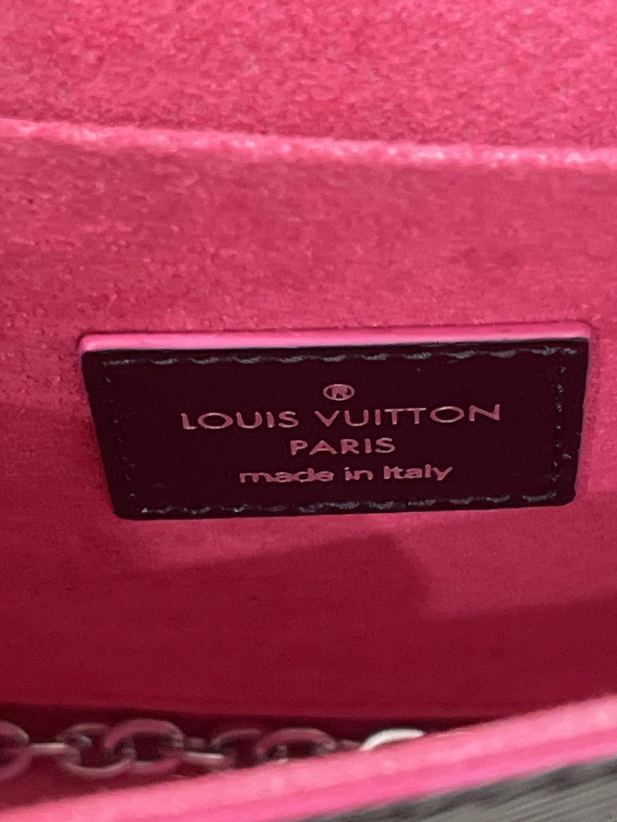 Louis Vuitton Louis Vuitton Epi Black Crossbody Bag Size ONE SIZE - 5 Thumbnail