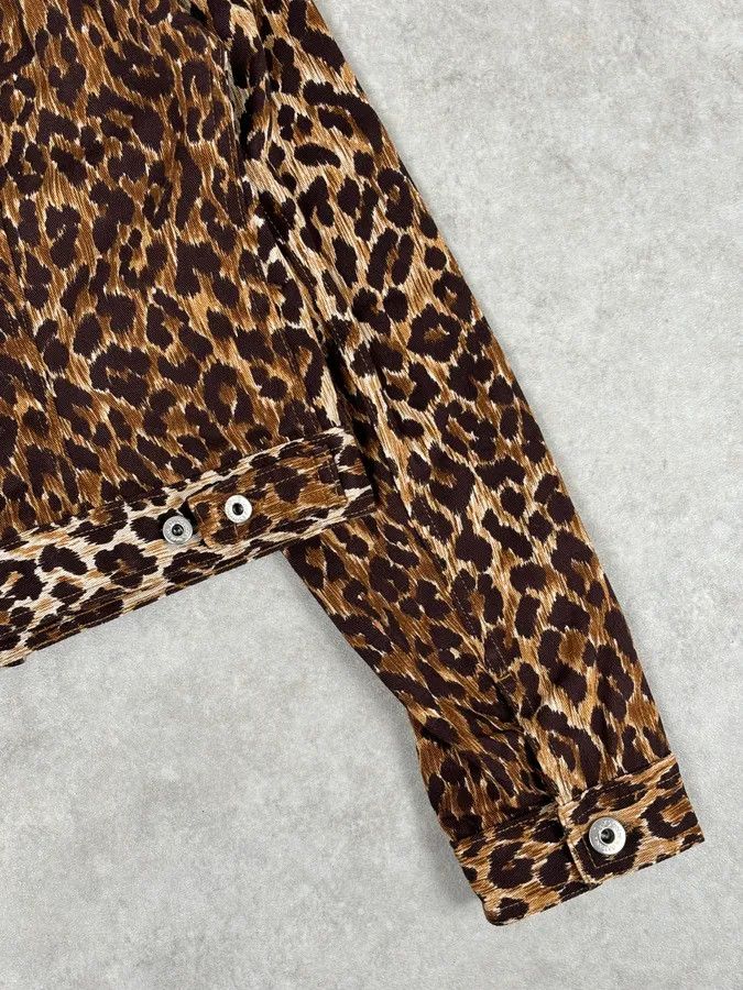 Dolce & Gabbana 2000s Dolce & Gabbana Leopard Print Denim Jacket Size S / US 4 / IT 40 - 9 Thumbnail