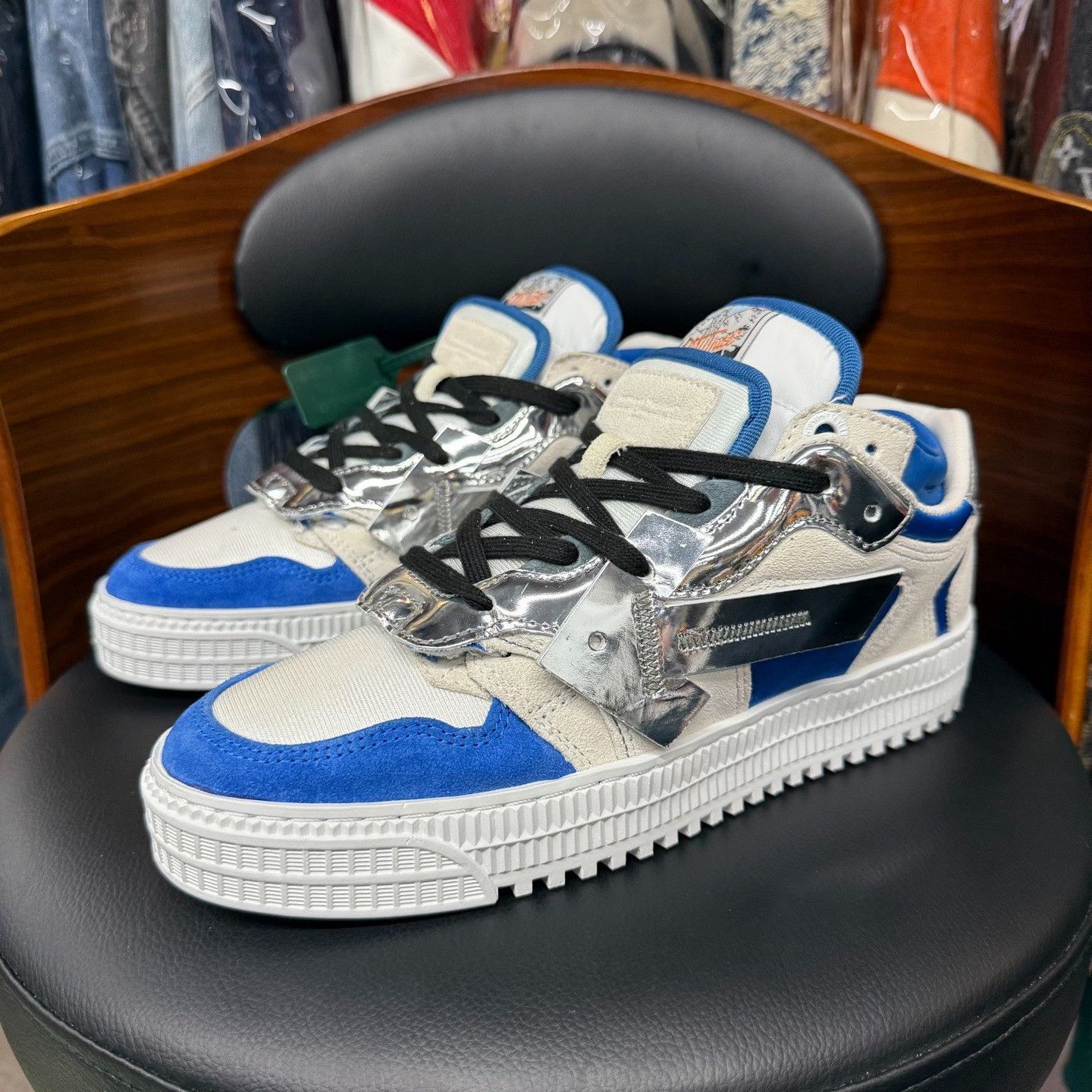 Off-White Off-White Blue Lowtop Sneakers 7.5 Men Size US 7.5 / EU 40-41 - 1 Thumbnail