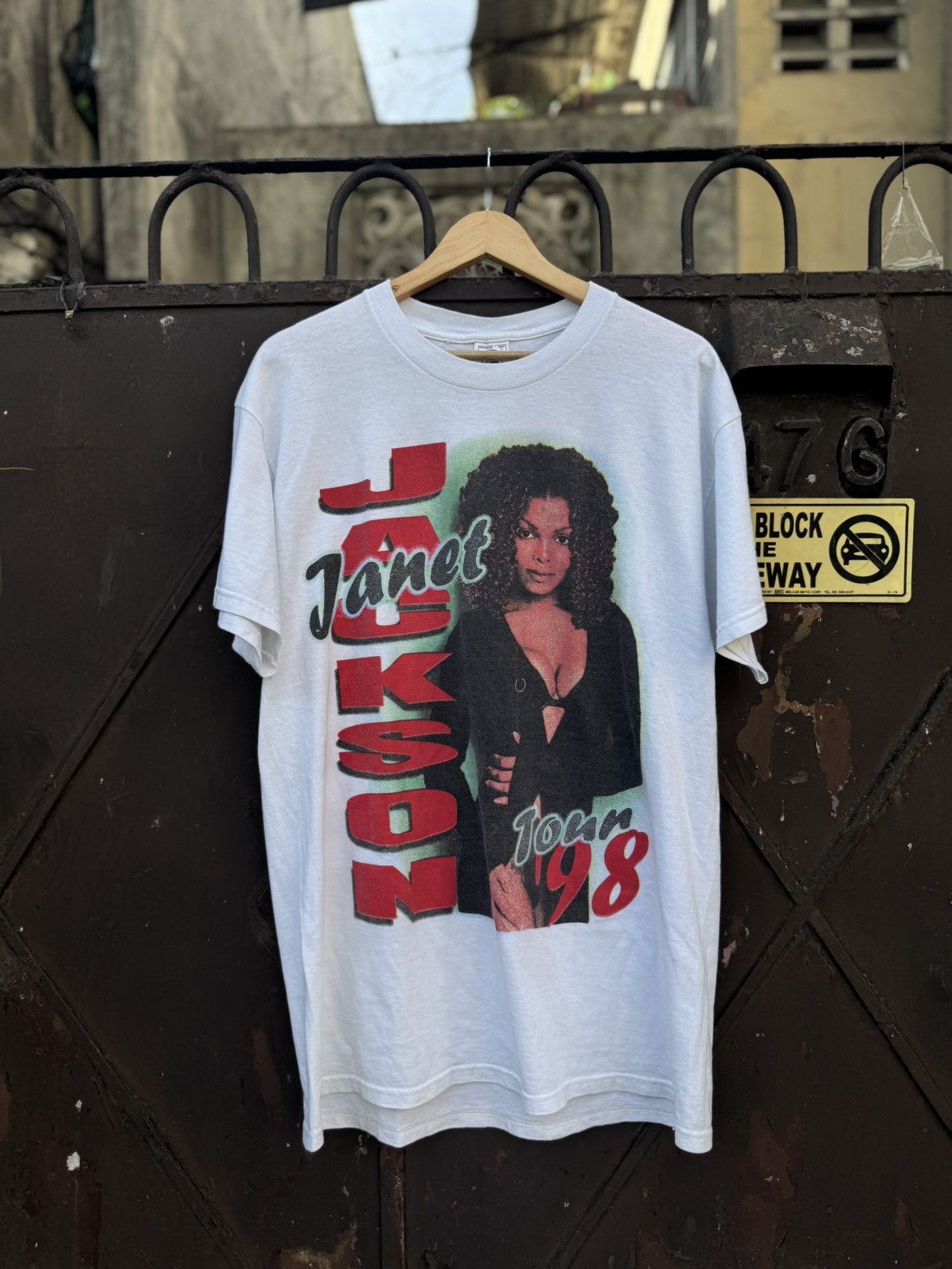 Delta × Other × Vintage Vintage 1998 Janet Jackson & Usher tour Size US L / EU 52-54 / 3 - 1 Thumbnail