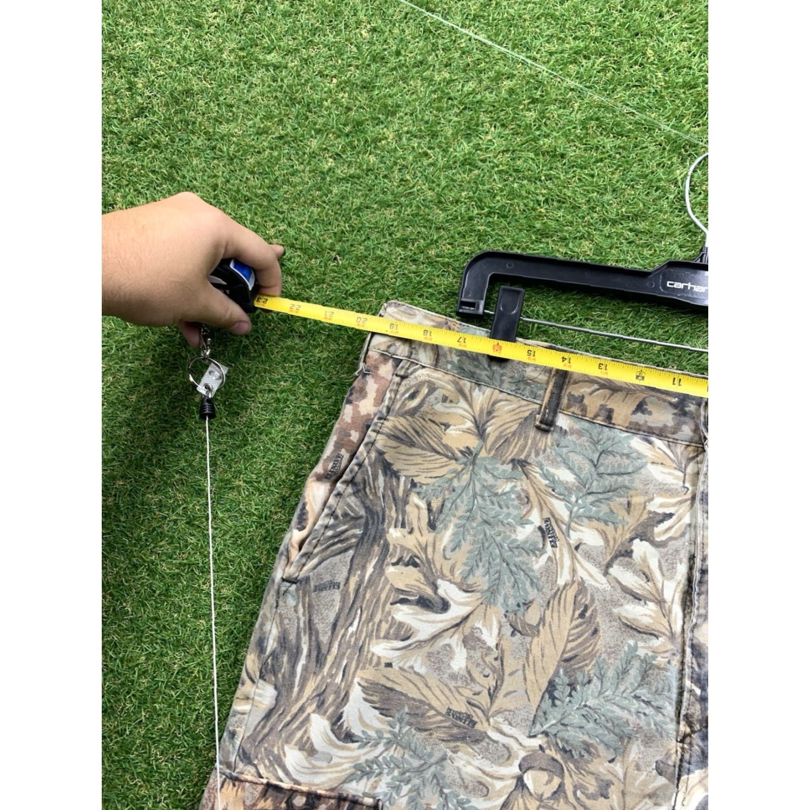 Vintage VINTAGE Liberty USA Realtree Treebark Camo Pants Mens 38x31 Camouflage 5-Pocket Cargo Straight Washed Cotton USA Hunting Outdoors 90s Modern Mens Size US 38 / EU 54 - 7 Thumbnail
