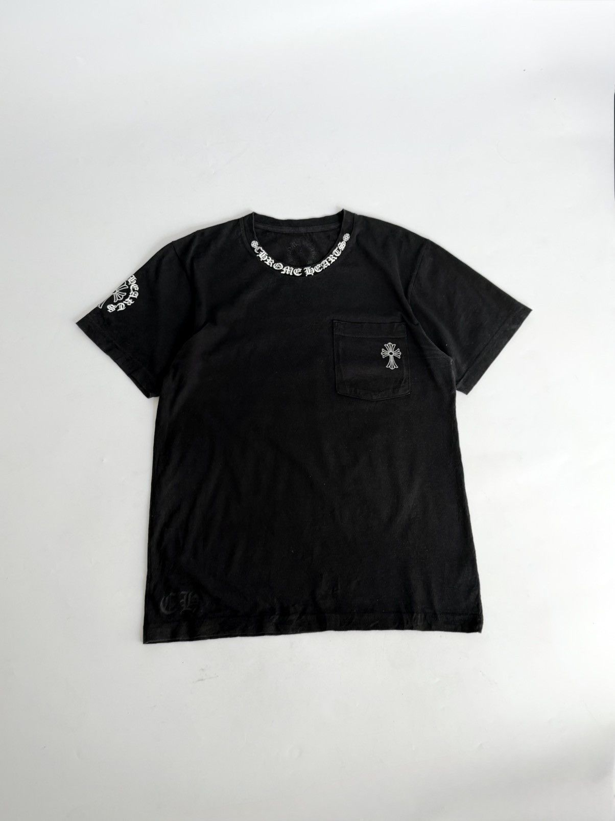 Chrome Hearts Chrome Hearts Neck Logo Pocket Tee Size US S / EU 44-46 / 1 - 1 Thumbnail