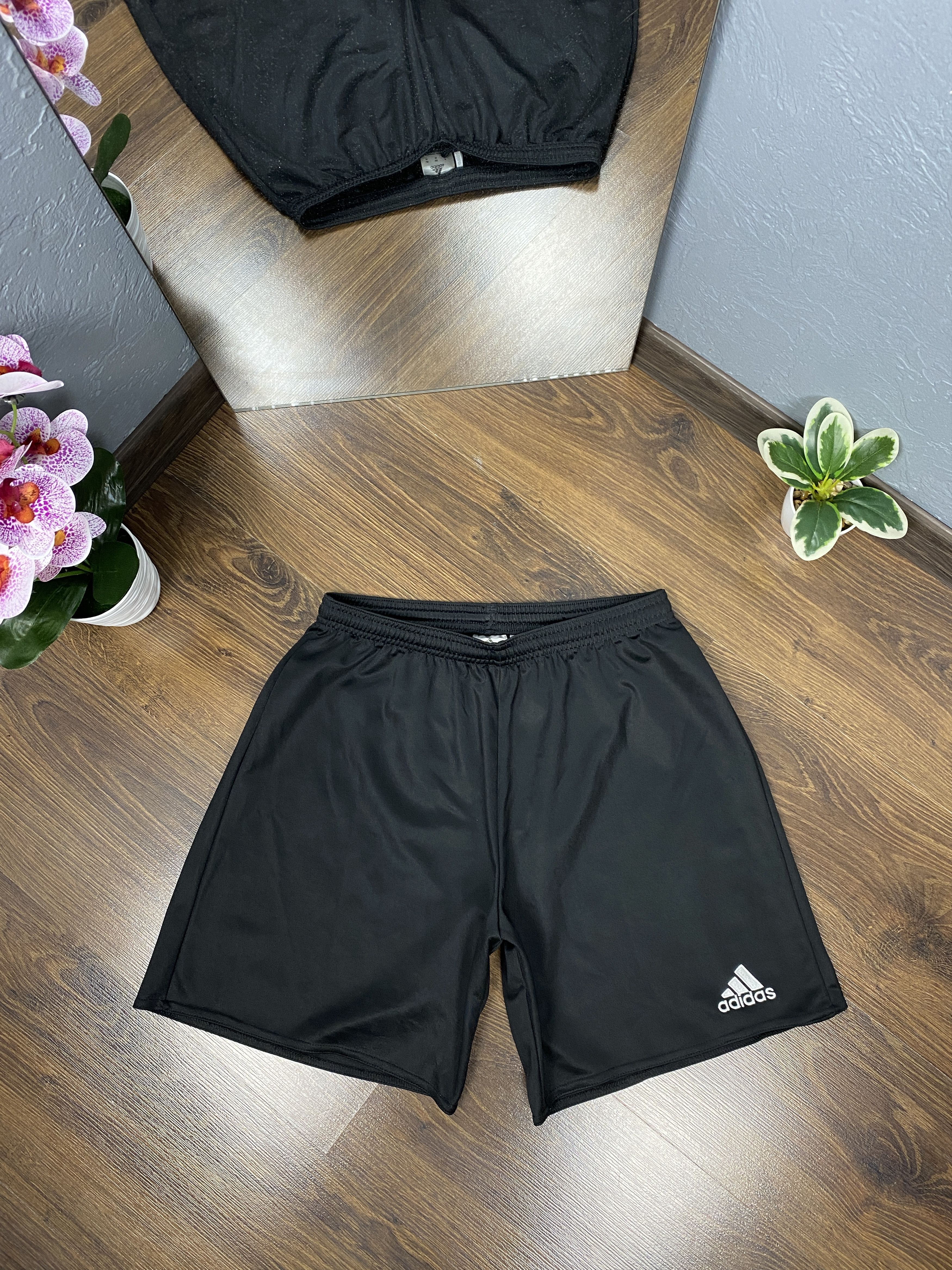 Adidas Adidas Vintage shorts y2k Size US 32 / EU 48 - 1 Thumbnail