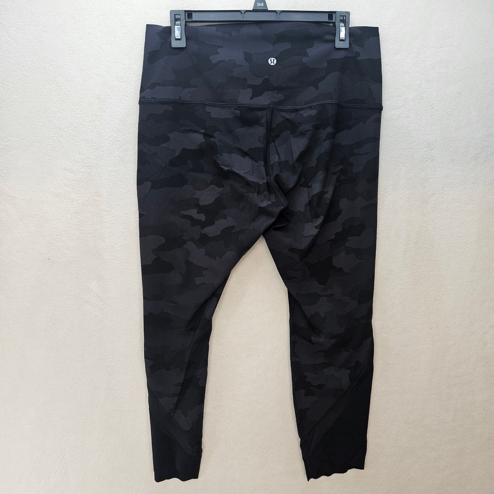 Lululemon LULULEMON WOMEN'S 12 WUNDER UNDER CROP HR 23" LEGGING Size 34" / US 12 / IT 48 - 5 Thumbnail
