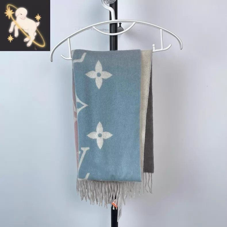 Louis Vuitton Louis Vuitton Pink and blue gradient double-faced tassel s Size ONE SIZE - 1 Thumbnail