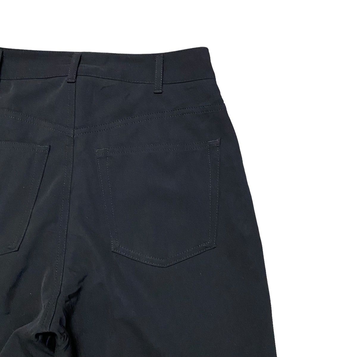 Balenciaga FW21 Balenciaga Black Wool Flare Pants Size 27" / US 4 / IT 40 - 12 Thumbnail