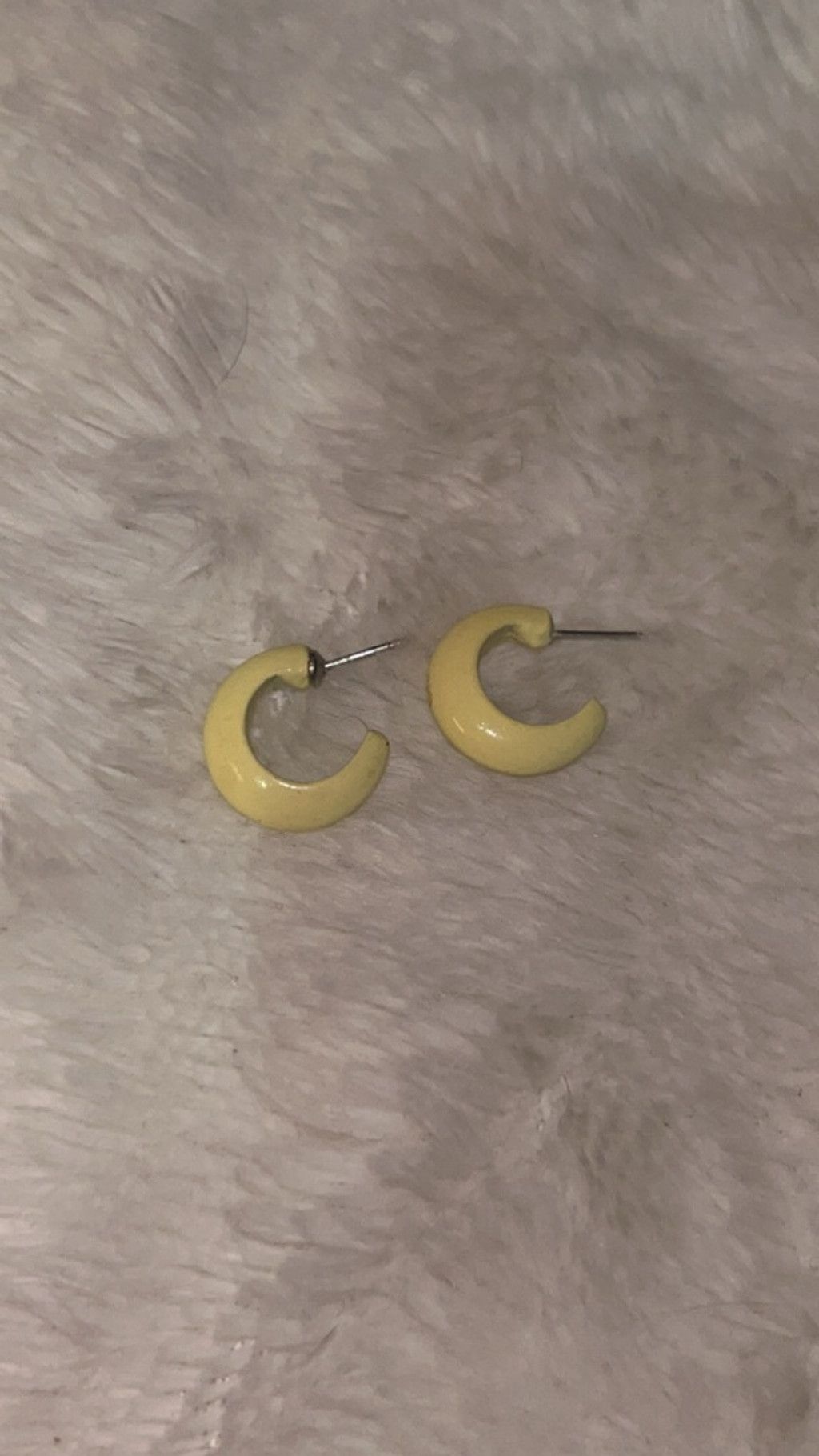 The Unbranded Brand Women's Unbranded Yellow Hoop Earrings One Size Size ONE SIZE - 1 Thumbnail