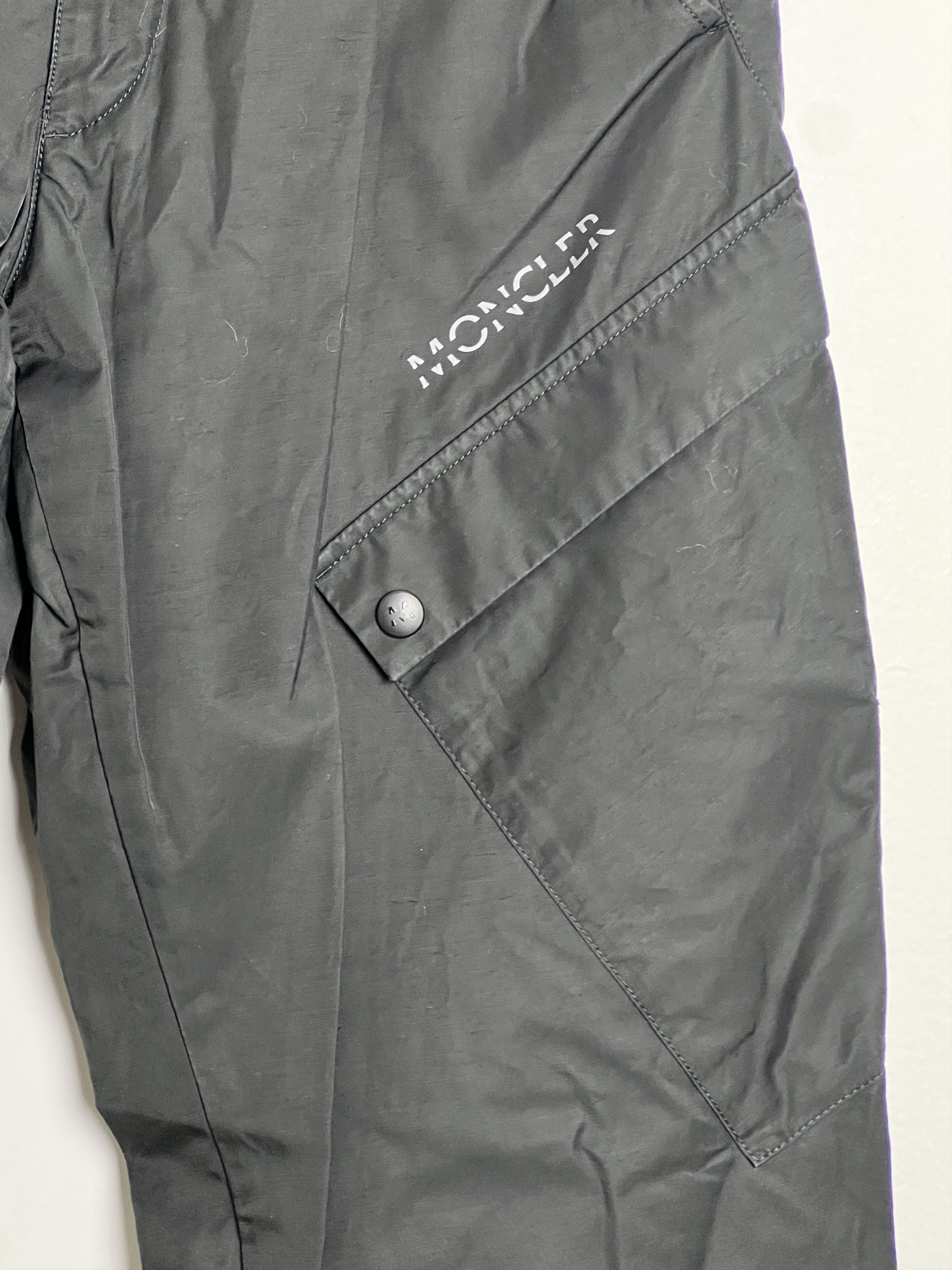 Moncler Straight-Leg Cotton-Blend Twill Cargo Trousers Size US 28 / EU 44 - 3 Thumbnail