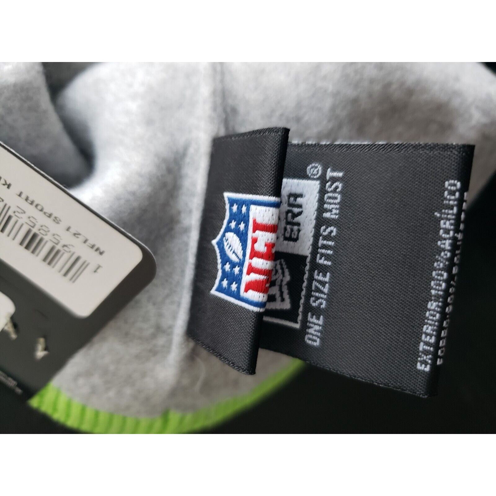 New Era Seattle Seahawks Hat Cap NFL 2021 Sideline Beanie New Era Size ONE SIZE - 6 Thumbnail
