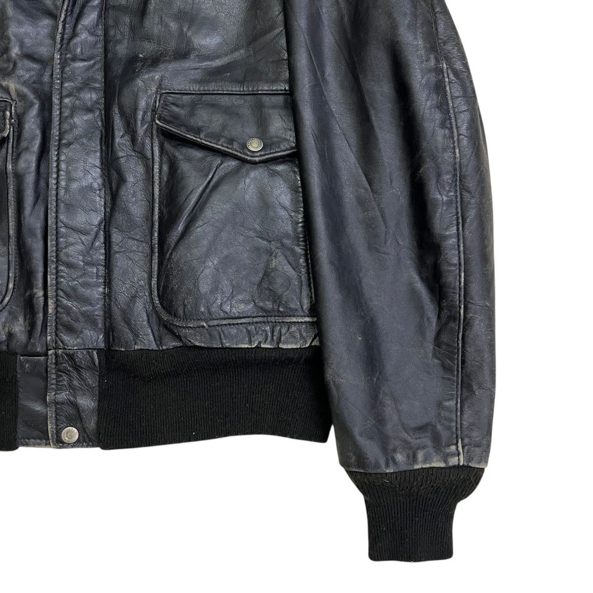 Schott 💥 1970s SCHOTT TYPE A-2 TOPGUN BLACK LEATHER JACKET Size US L / EU 52-54 / 3 - 6 Thumbnail