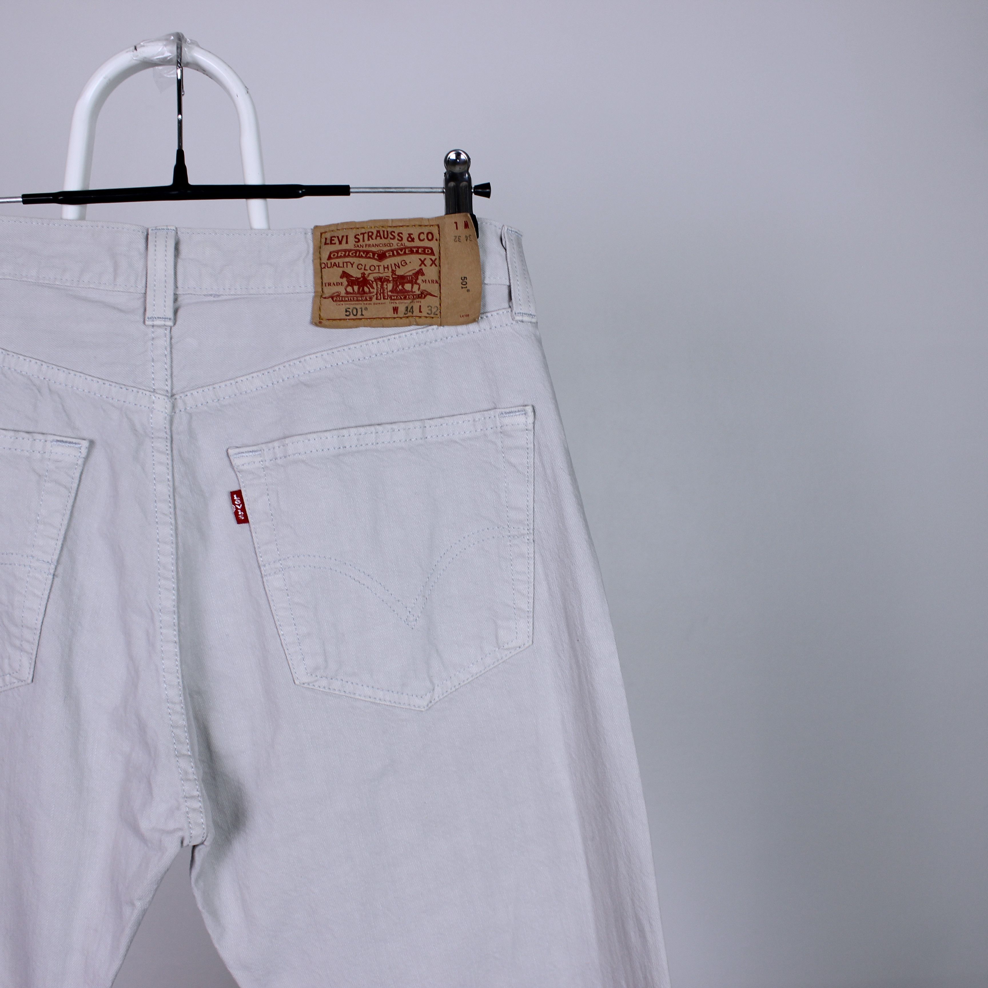 Levi's 501 levis denim jeans w34 L32 men pants Size US 34 / EU 50 - 6 Thumbnail