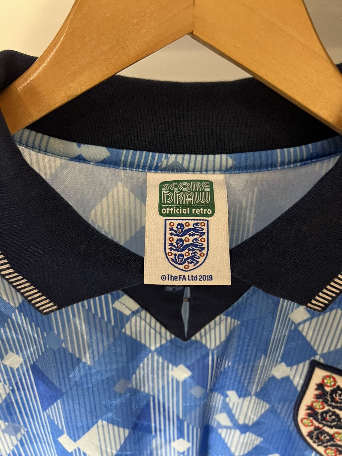 Vintage VERY RARE ENGLAND RETRO SOCCER JERSEY FC MANCHESTER Y2K 90s Size US M / EU 48-50 / 2 - 6 Thumbnail