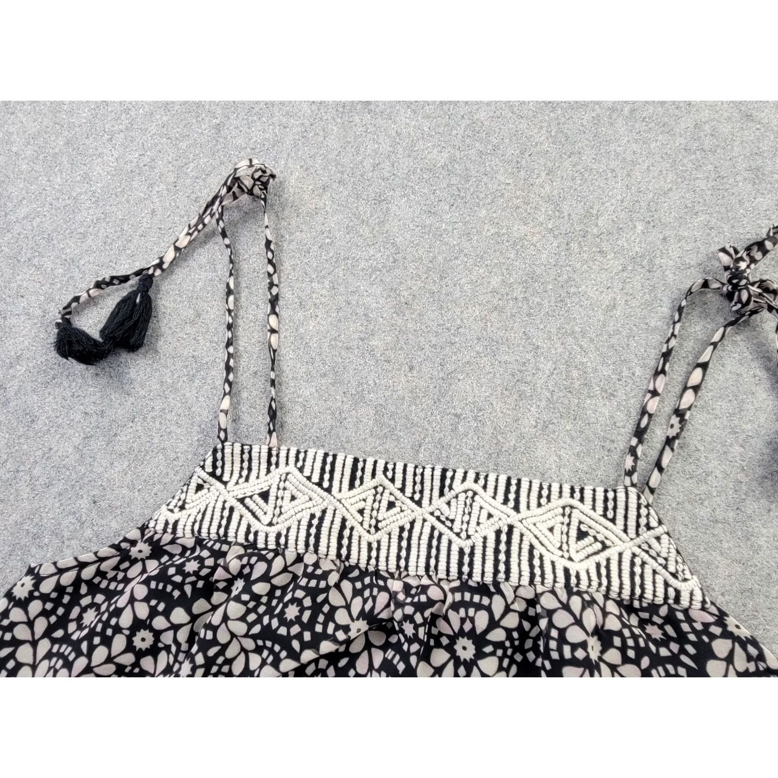 American Eagle Outfitters American Eagle Outfitters Tank Womens Medium Geometric Boho Embroidered Lined Sheer Polyester Black Size M / US 6-8 / IT 42-44 - 3 Thumbnail
