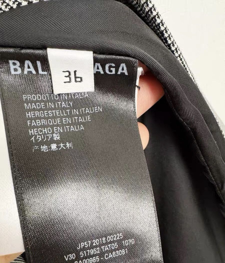 Balenciaga Balenciaga hourglass blazer Size S / US 4 / IT 40 - 7 Thumbnail
