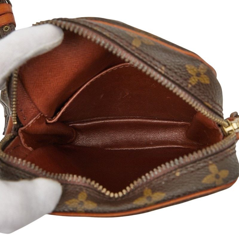 Louis Vuitton Louis Vuitton Monogram Danube Crossbody Bag M45266 Size ONE SIZE - 12 Thumbnail