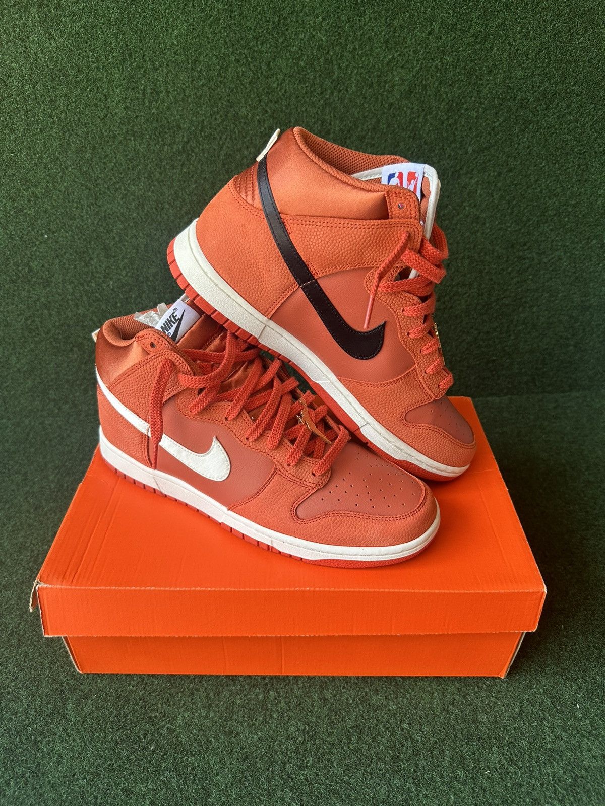 Nike Nike Dunk High Premium NBA x WNBA One Game Size US 10.5 / EU 43-44 - 1 Thumbnail
