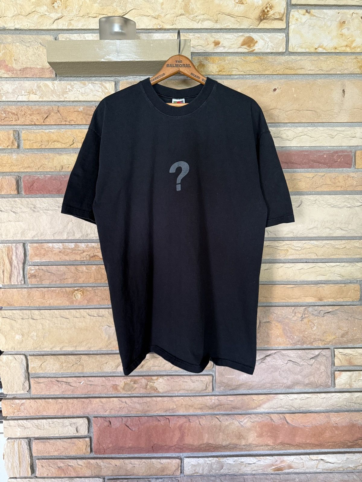 Vintage Vintage 90s MGD Blind Date Question Mark Graphic Tee Size US XL / EU 56 / 4 - 1 Thumbnail