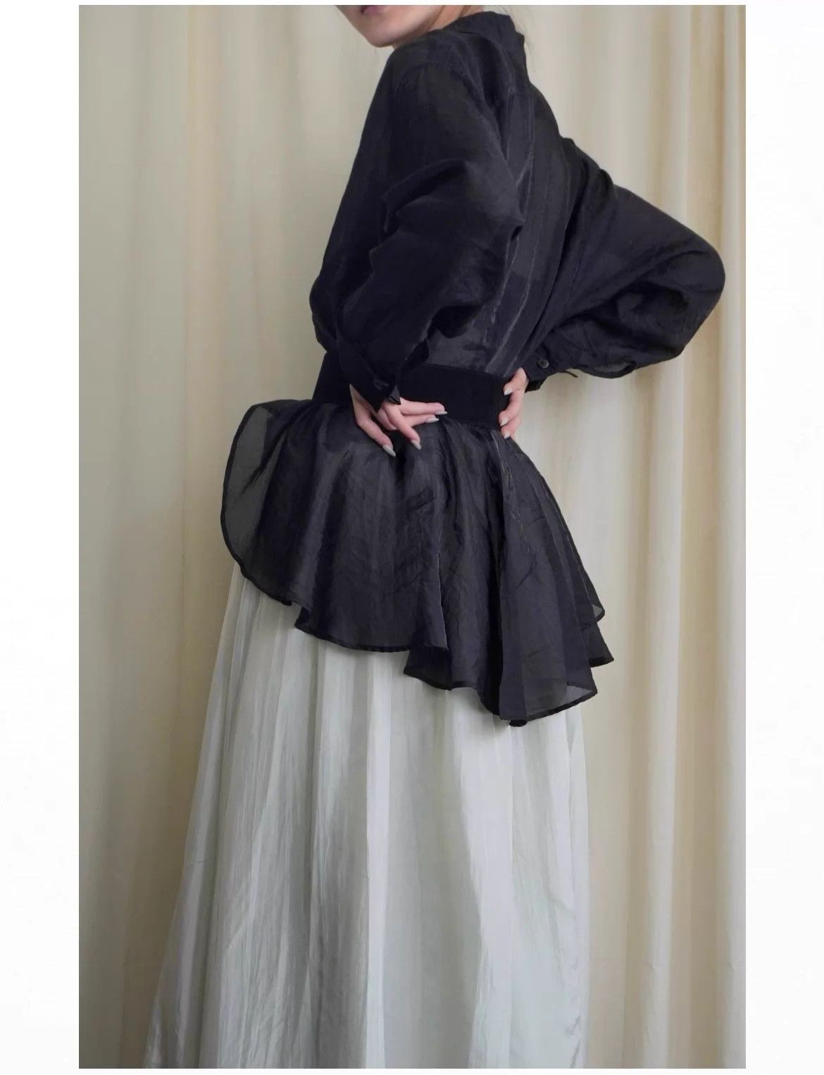 Kenzo KENZO 1980s Early Black Silk Fishtail Shirt Size ONE SIZE - 1 Thumbnail