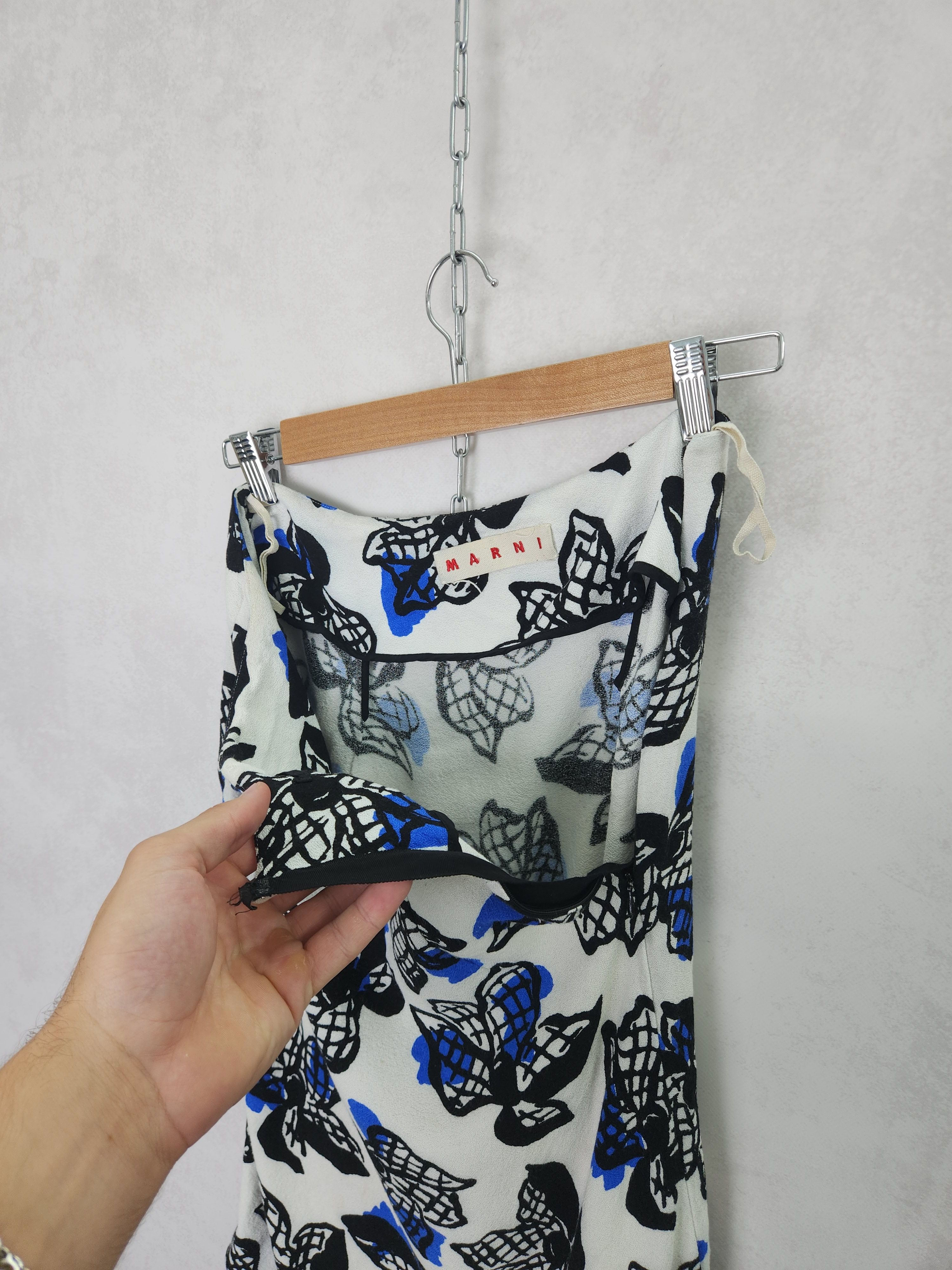 Marni Marni Viscosce floral A line skirt size 40 Size 27" / US 4 / IT 40 - 8 Thumbnail