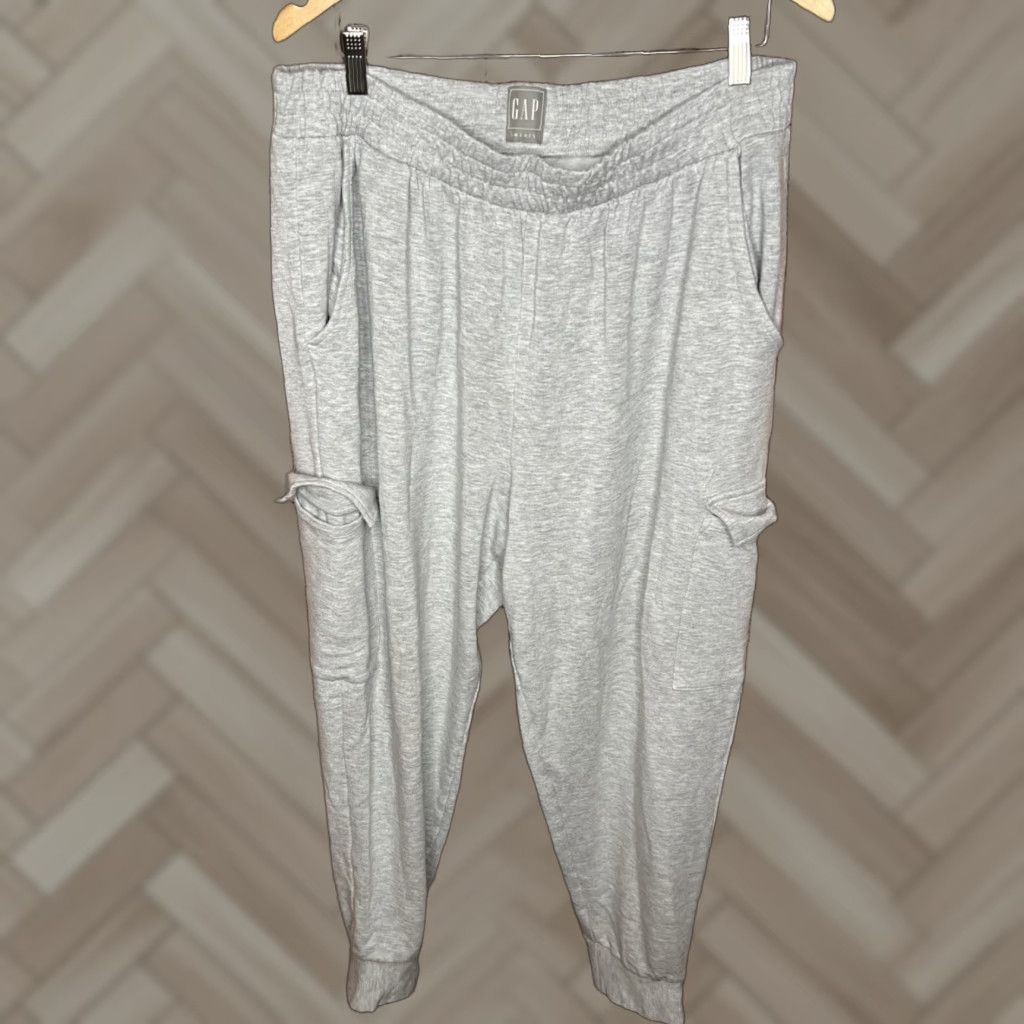 Gap GAP Velour Cargo Jogger Sweatpants Womens XL Black Stretch Size XL Velour Cargo Jogger Pants Size 40" / US 18 - 1 Thumbnail