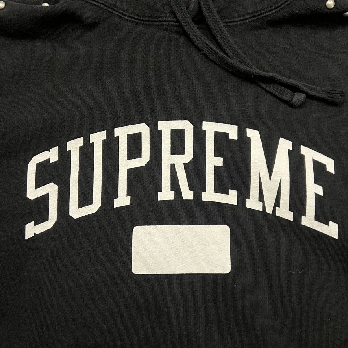 Supreme Supreme Studded Logo Hoodie Size US M / EU 48-50 / 2 - 4 Thumbnail