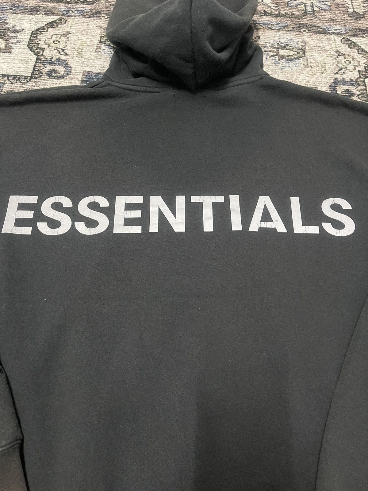 Essentials 🔥HOT🔥FEAR OF GOD FOG ESSENTIALS SPELLOUT VERY RARE Size US XL / EU 56 / 4 - 2 Thumbnail