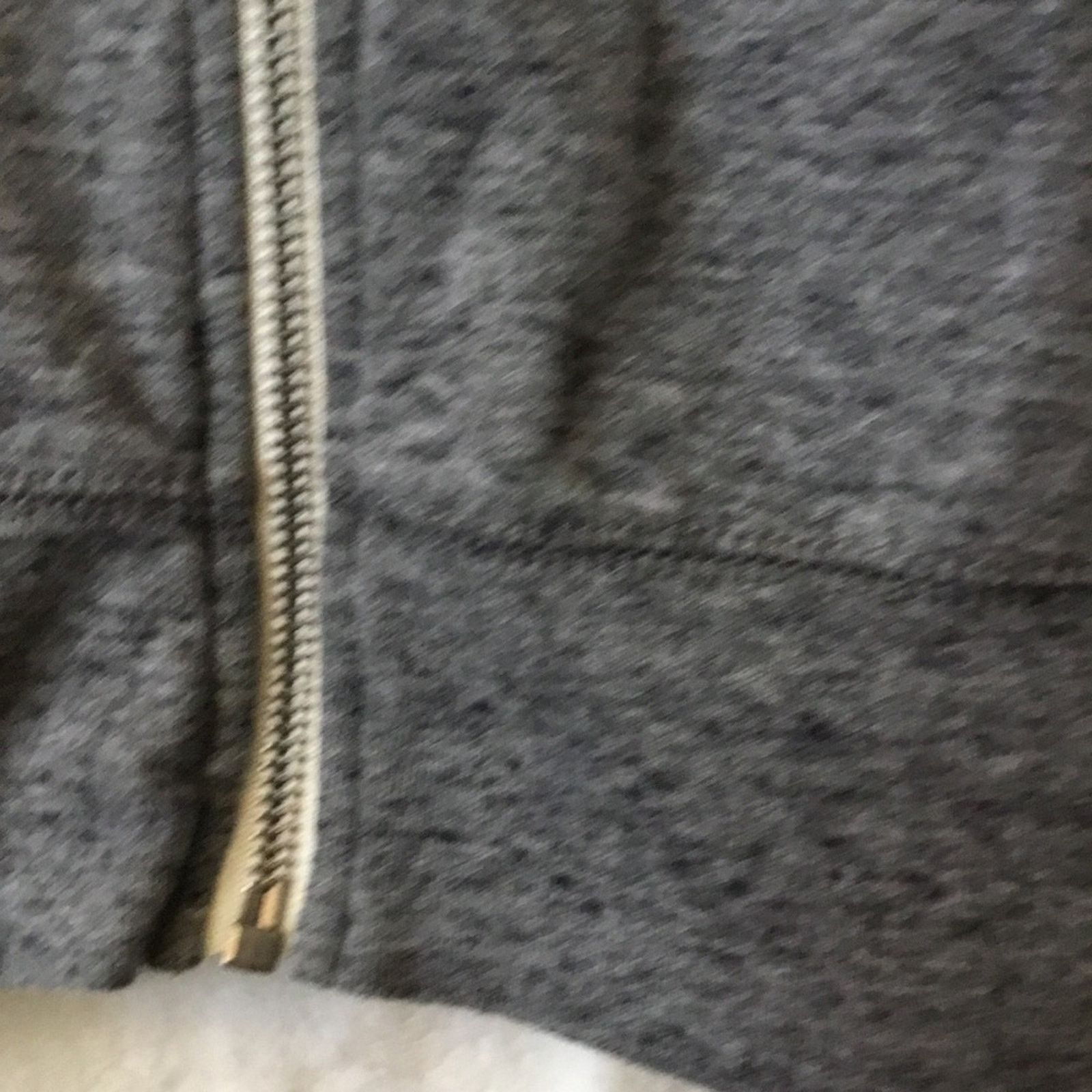 American Eagle Outfitters American Eagle Outfitters Gray Soft Hoodie Size M / US 6-8 / IT 42-44 - 4 Thumbnail