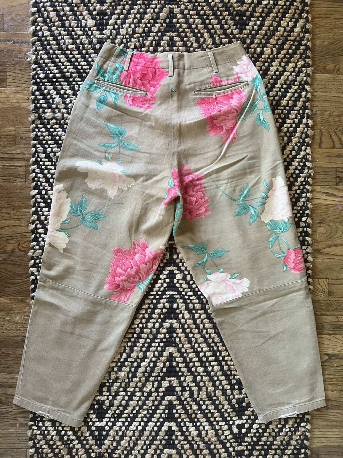 Yohji Yamamoto Yohji Yamamoto Pour Homme SS96 *Thrashed* Floral Print Pants Size US 30 / EU 46 - 6 Thumbnail