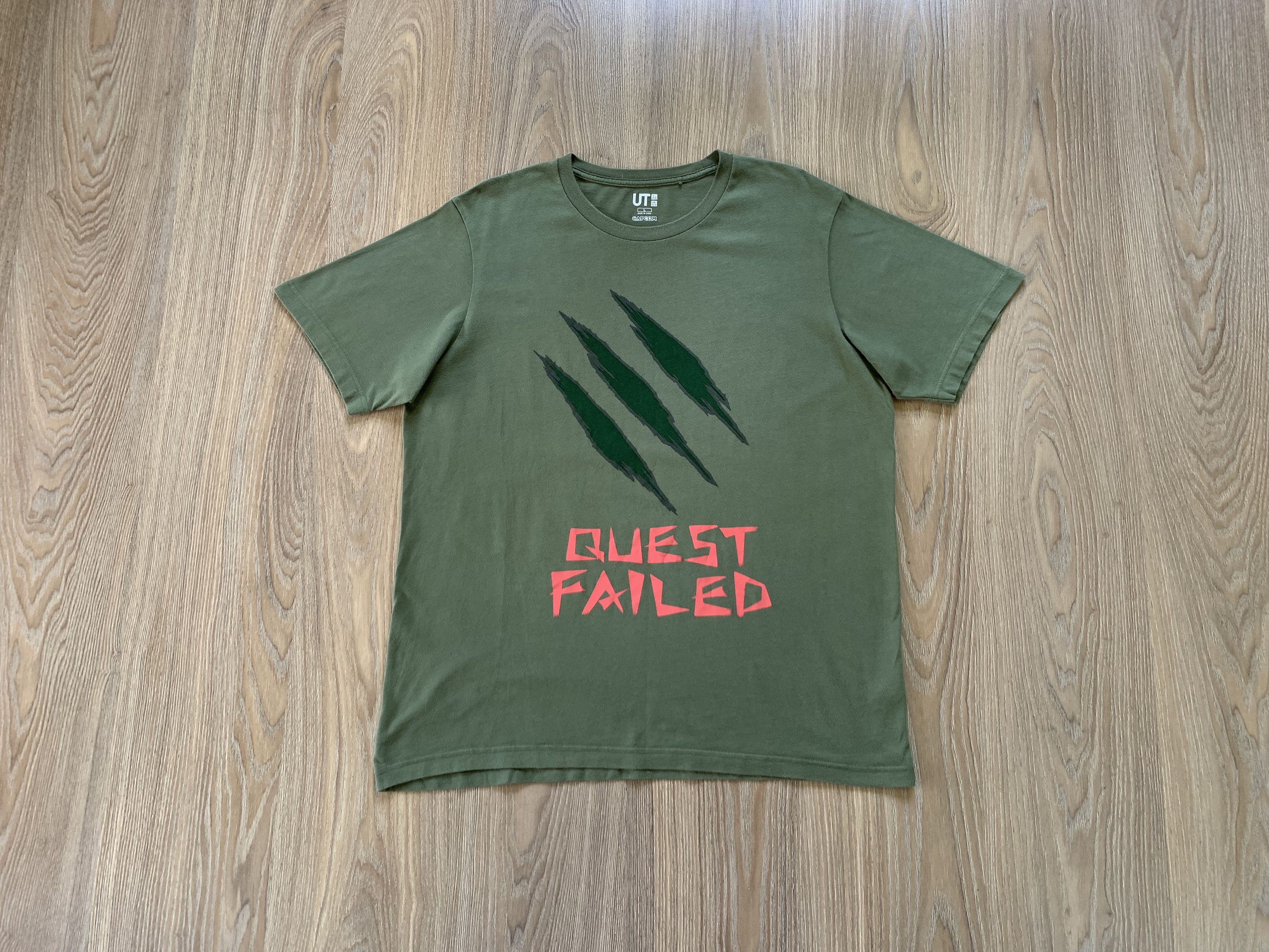Uniqlo Uniqlo UT Monster Hunter Capcom Quest Failed T-Shirt Size US L / EU 52-54 / 3 - 1 Thumbnail